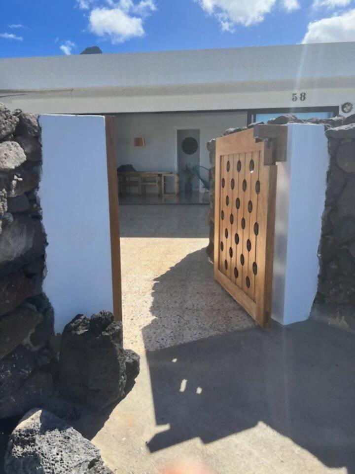 Lanzarote Famara Beach Bungalow 외부 사진